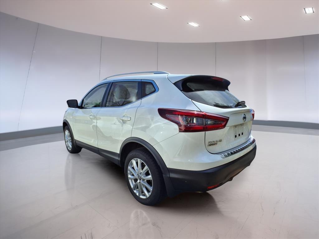 2022 Nissan Rogue Sport SV