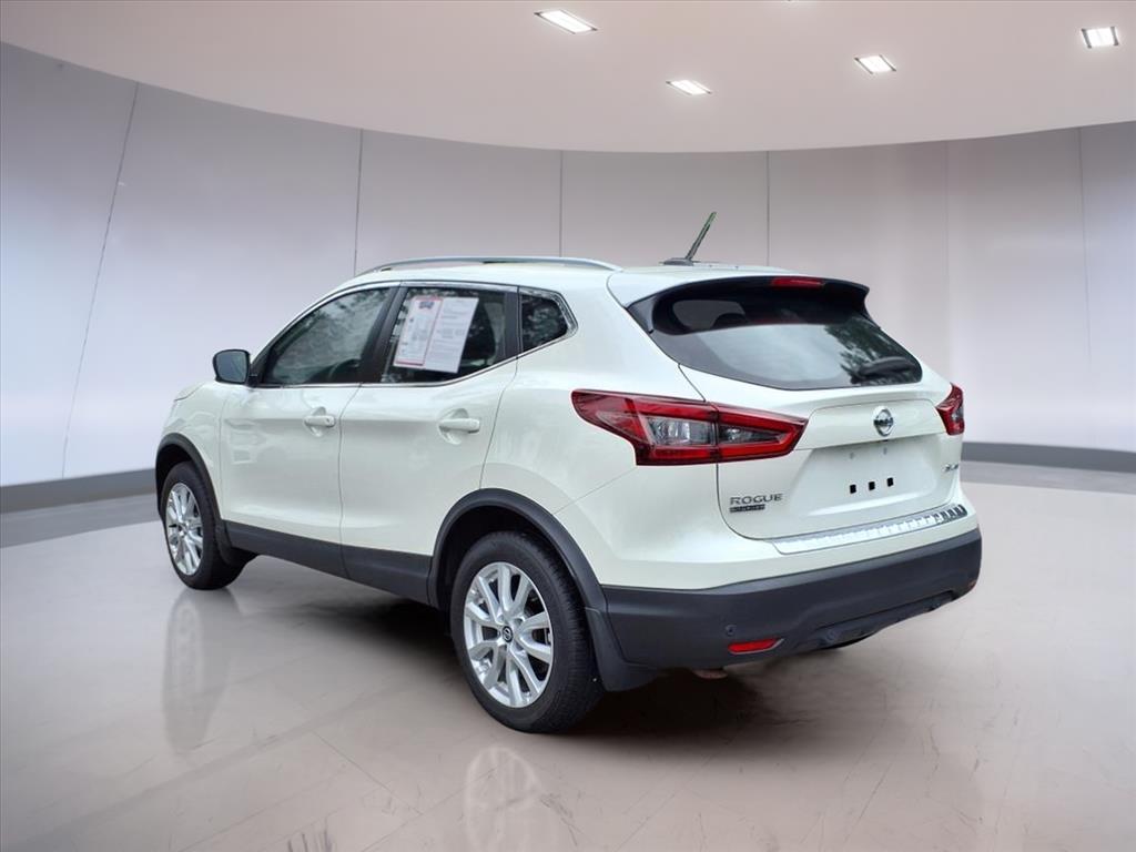 2022 Nissan Rogue Sport SV