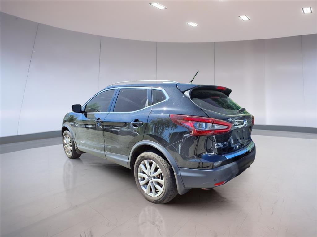 2022 Nissan Rogue Sport SV