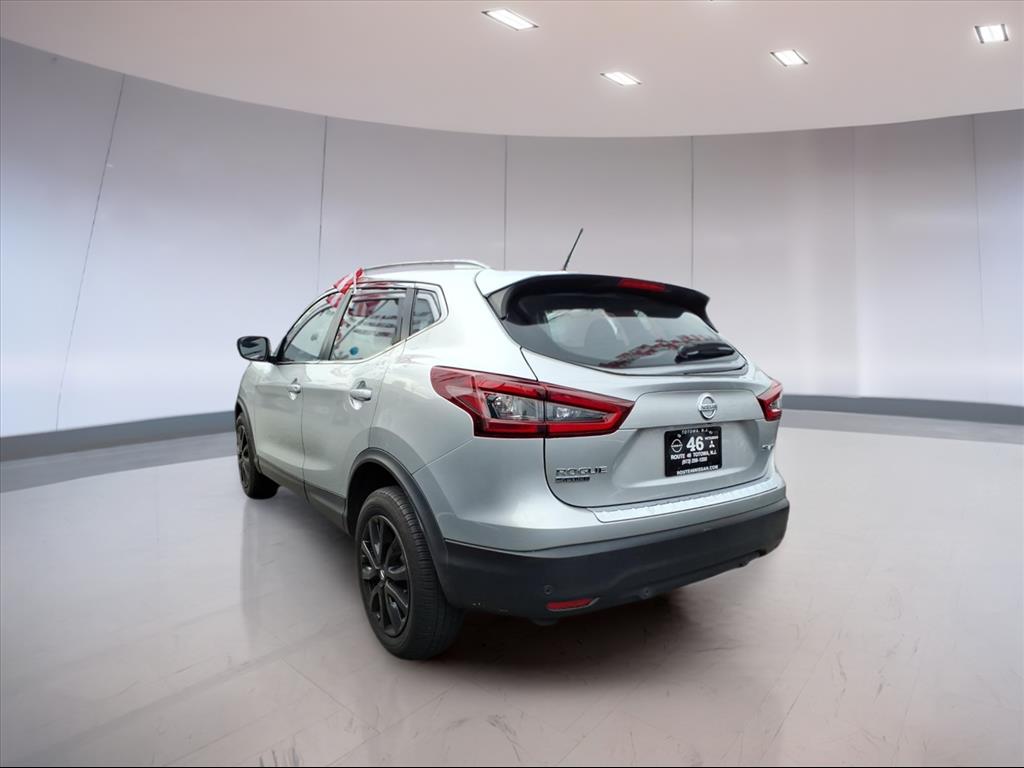 2022 Nissan Rogue Sport SV