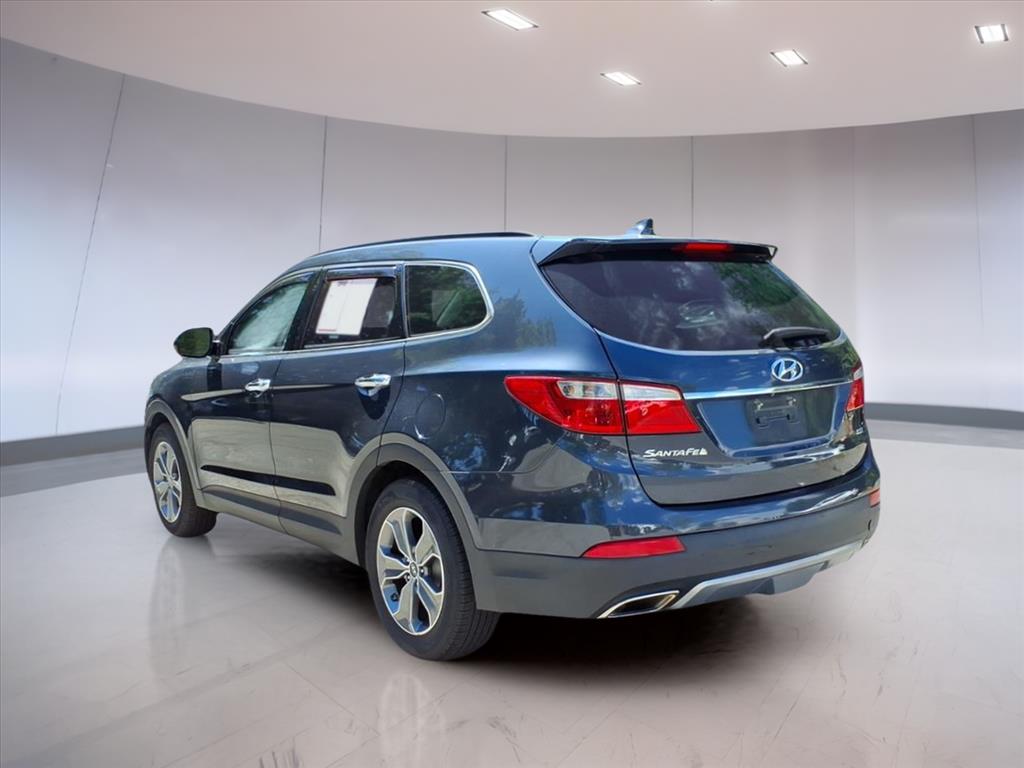 2016 Hyundai SANTA FE SE