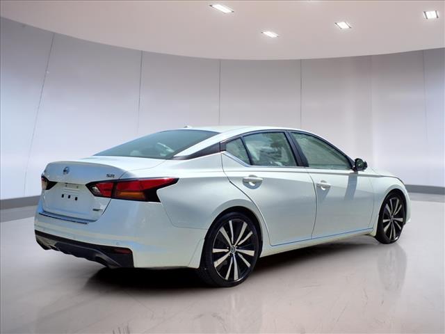 2022 Nissan Altima 2.0 SR