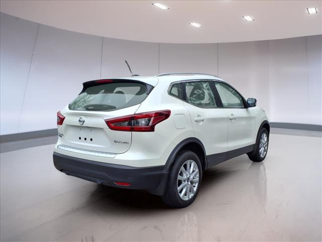 2022 Nissan Rogue Sport SV