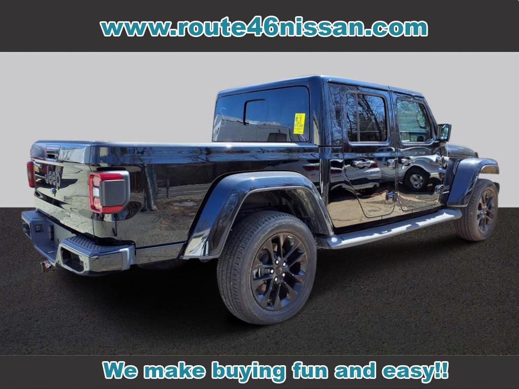 2023 Jeep Gladiator Overland