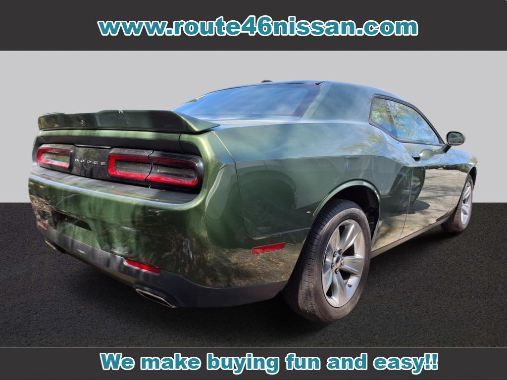 2022 Dodge Challenger SXT