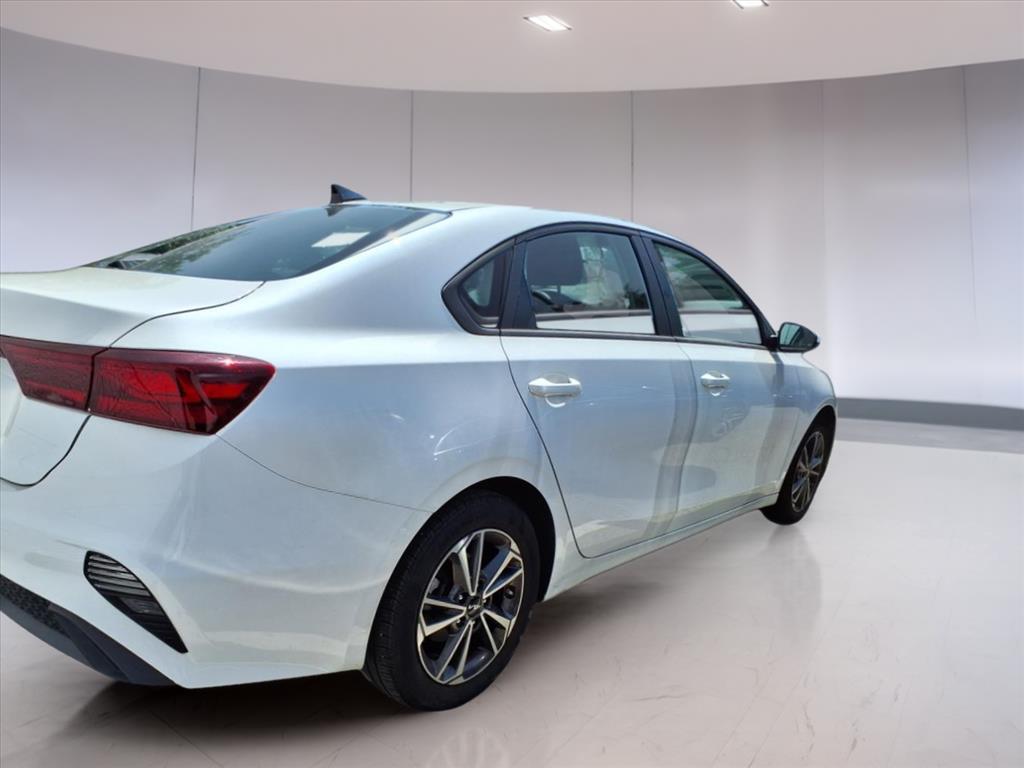 2022 Kia Forte FE
