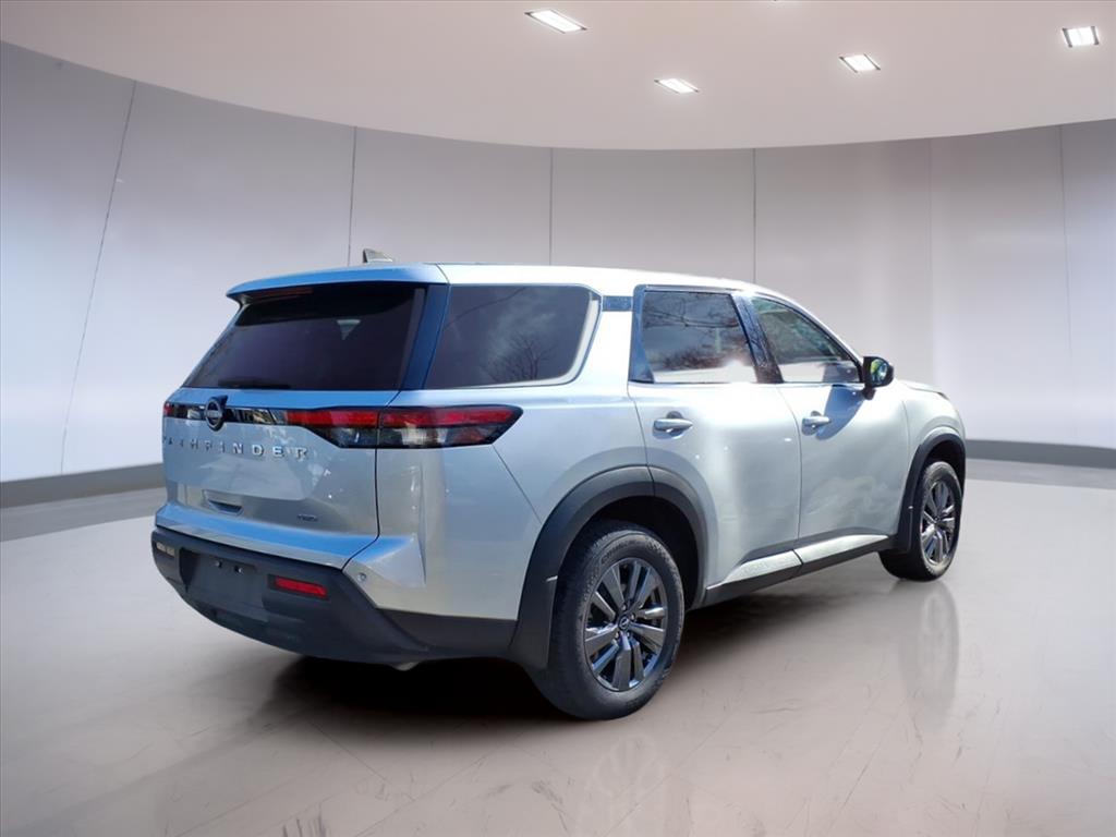 2023 Nissan Pathfinder S