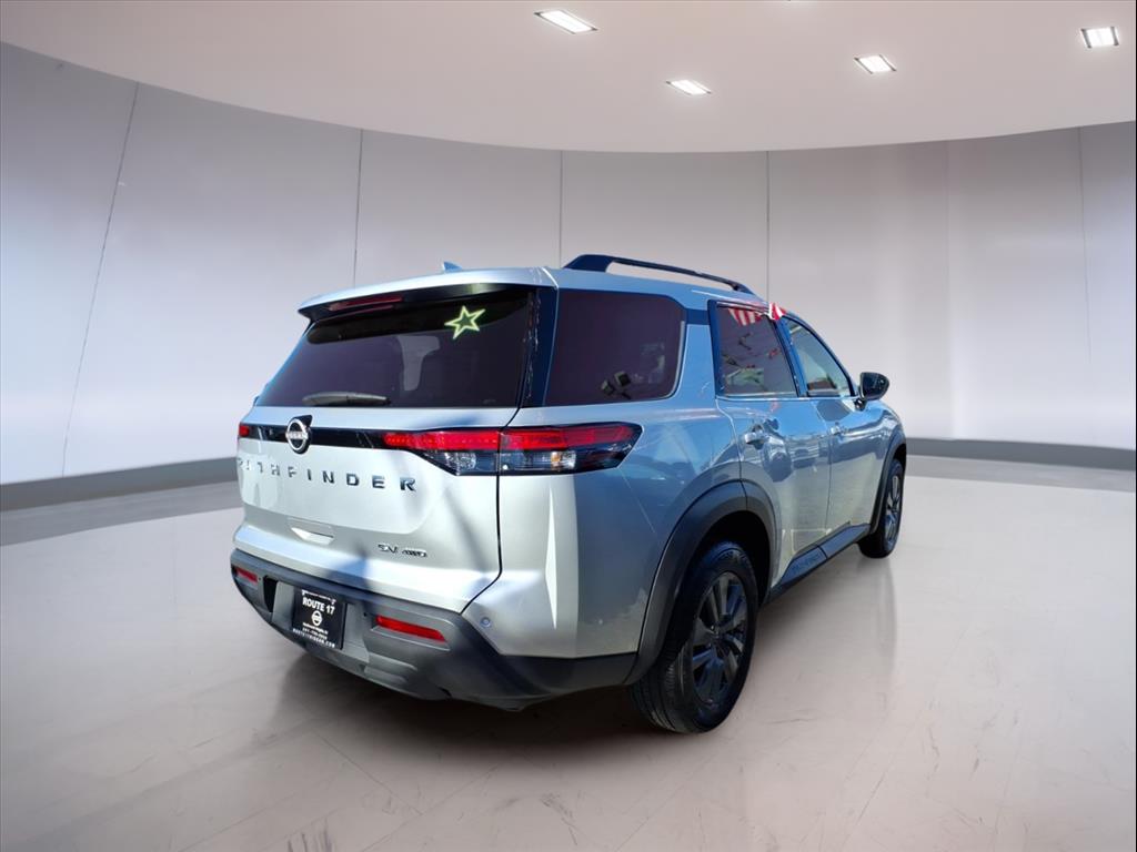 2024 Nissan Pathfinder SV 2024 Nissan Pathfinder SV