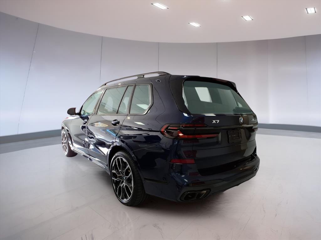 2025 BMW X7 M60i 2025 BMW X7 M60i