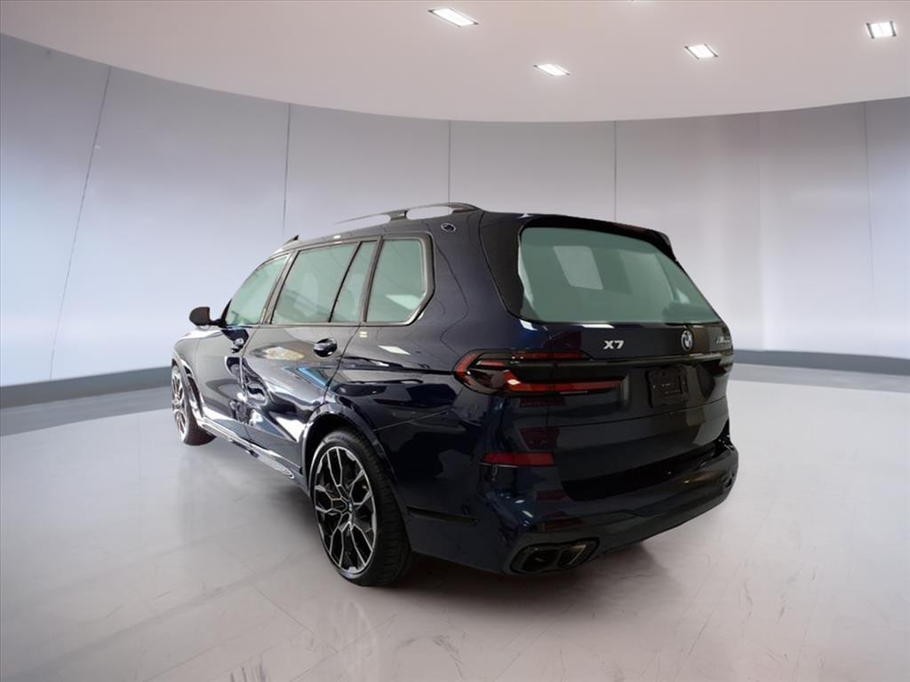 2025 BMW X7 M60i 2025 BMW X7 M60i