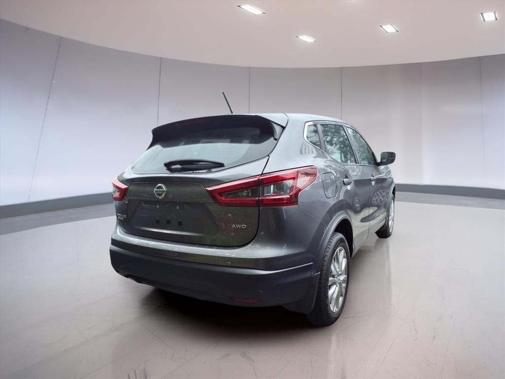 2022 Nissan Rogue Sport S
