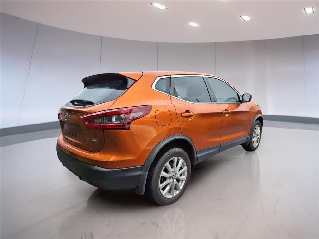 2022 Nissan Rogue Sport S