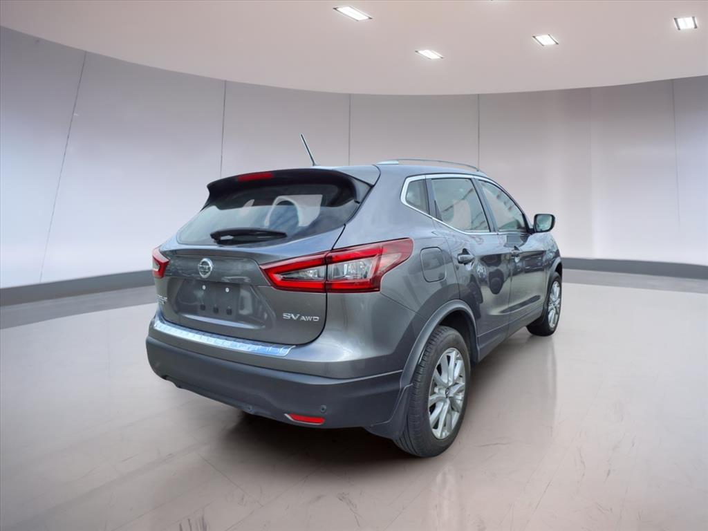 2022 Nissan Rogue Sport SV