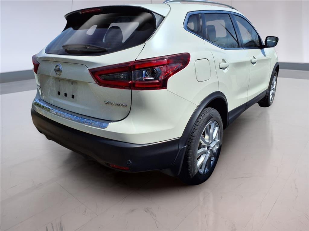 2022 Nissan Rogue Sport SV