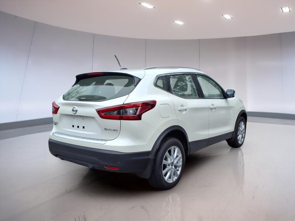 2022 Nissan Rogue Sport SV