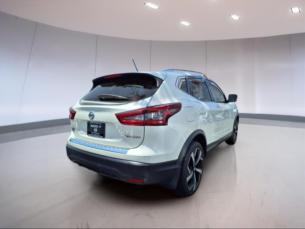 2022 Nissan Rogue Sport SL