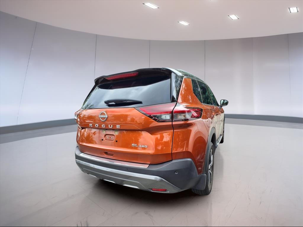 2022 Nissan Rogue SL