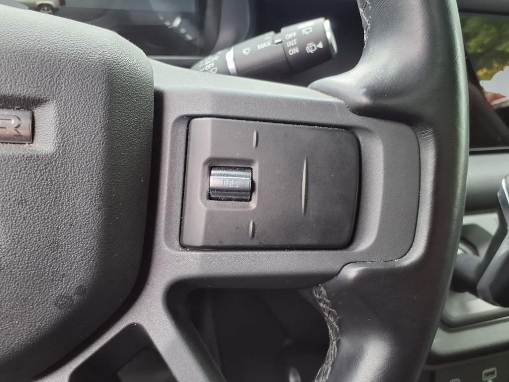 2023 Land Rover Defender 90 X-Dynamic SE