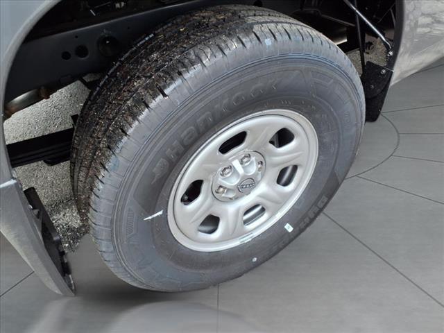 2025 Nissan Frontier S
