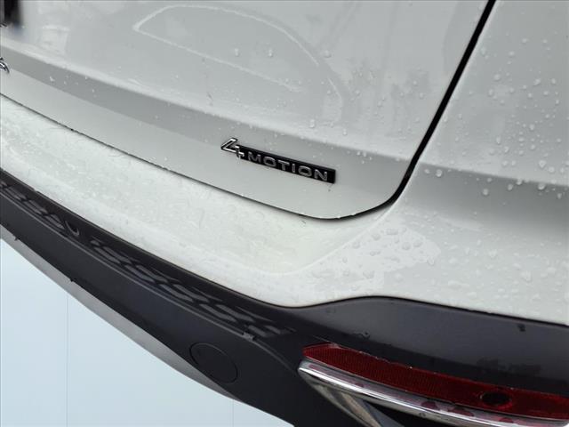 2022 Volkswagen Taos SEL 4Motion