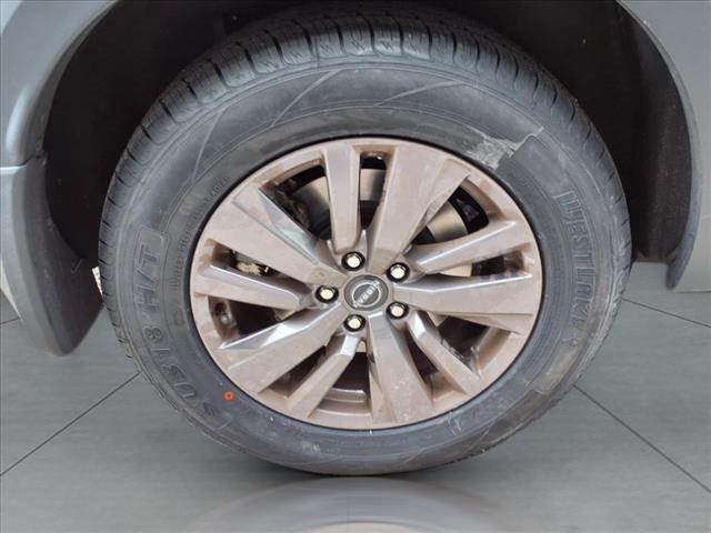 2023 Nissan Pathfinder SV