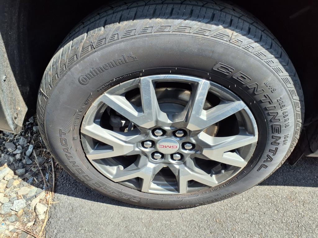2022 GMC Acadia SLE