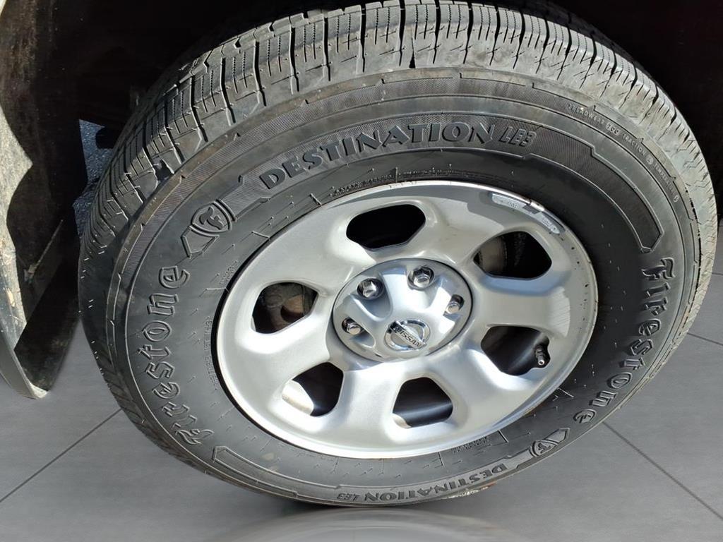 2022 Nissan Titan SV 2022 Nissan Titan SV