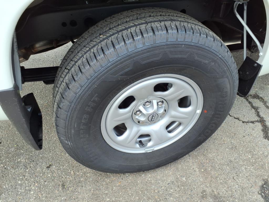 2025 Nissan Frontier S