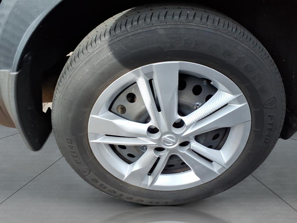 2023 Nissan Kicks S 2023 Nissan Kicks S