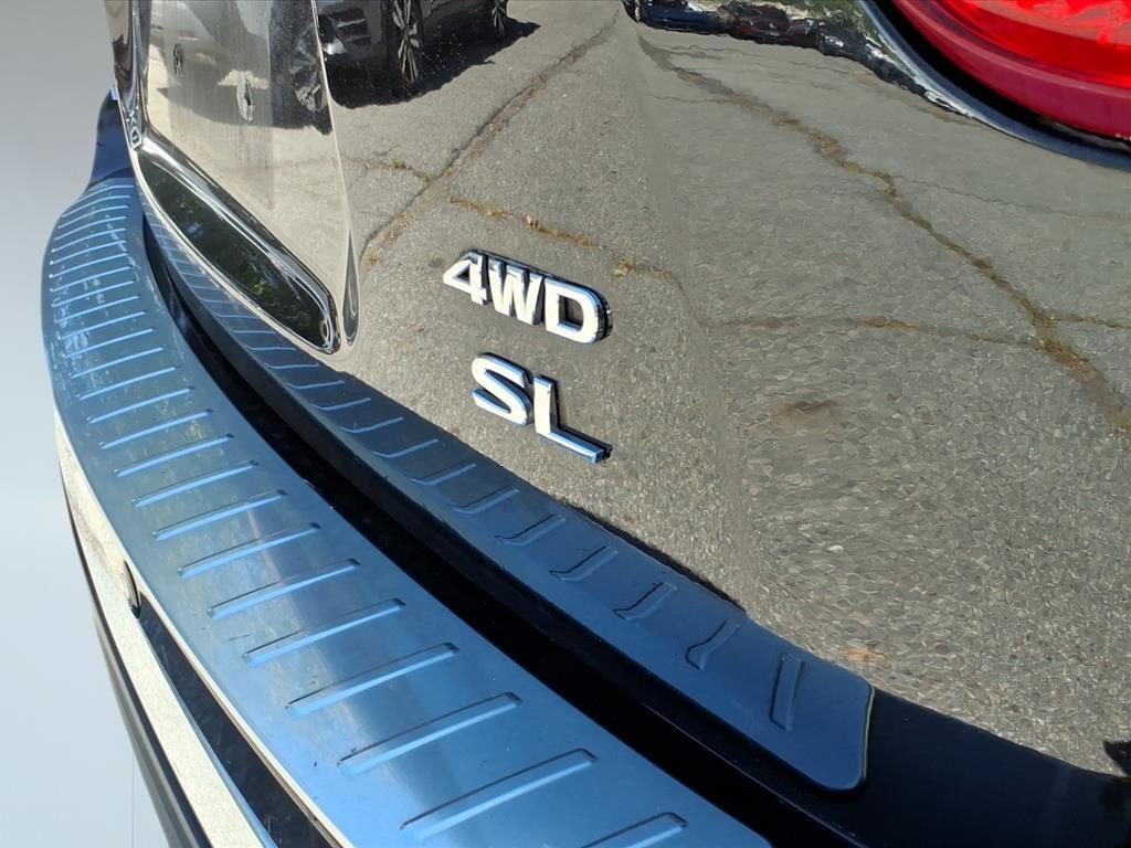 2018 Nissan Pathfinder SL