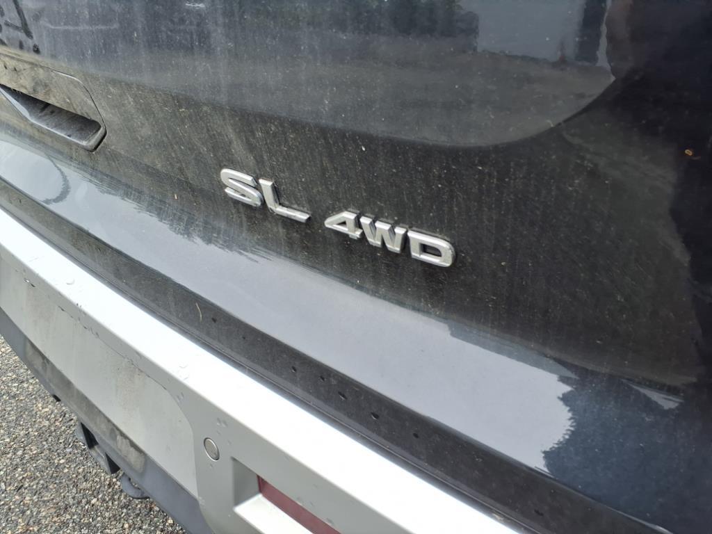 2022 Nissan Pathfinder SL