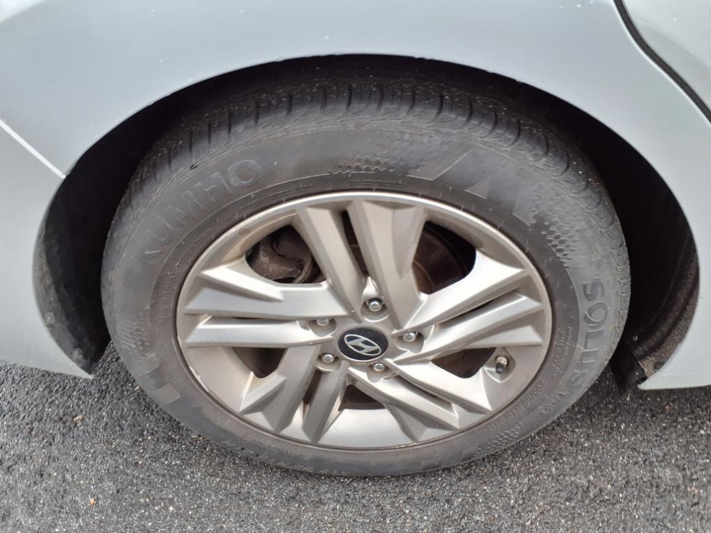 2019 Hyundai ELANTRA Value Edition