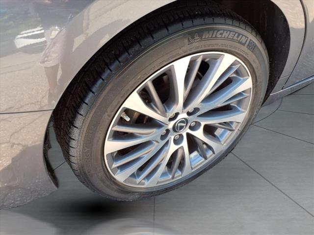 2021 Lexus ES 250 Base