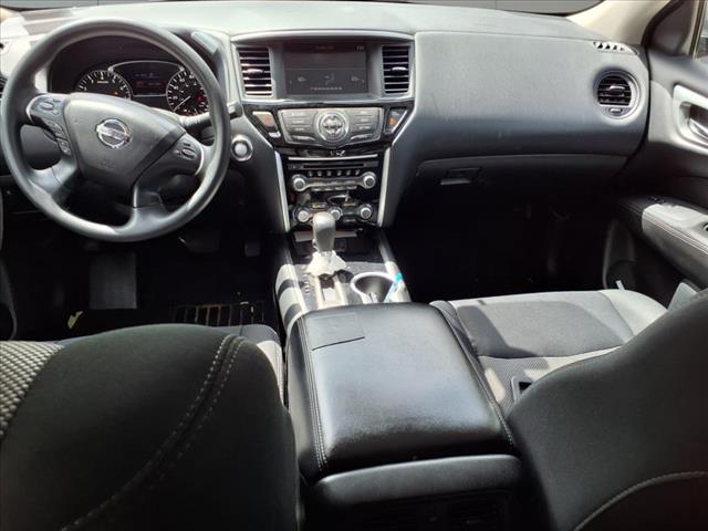 2019 Nissan Pathfinder S