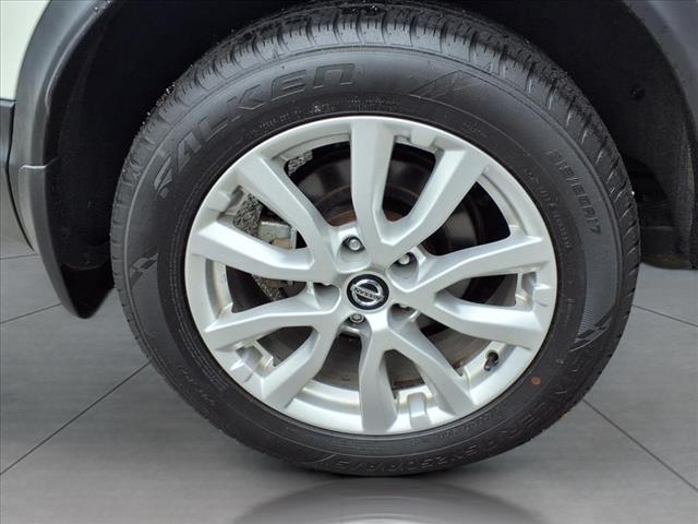 2022 Nissan Rogue Sport SV