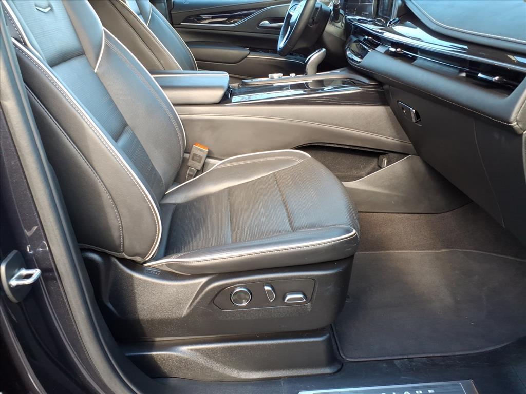 2023 Cadillac Escalade Sport