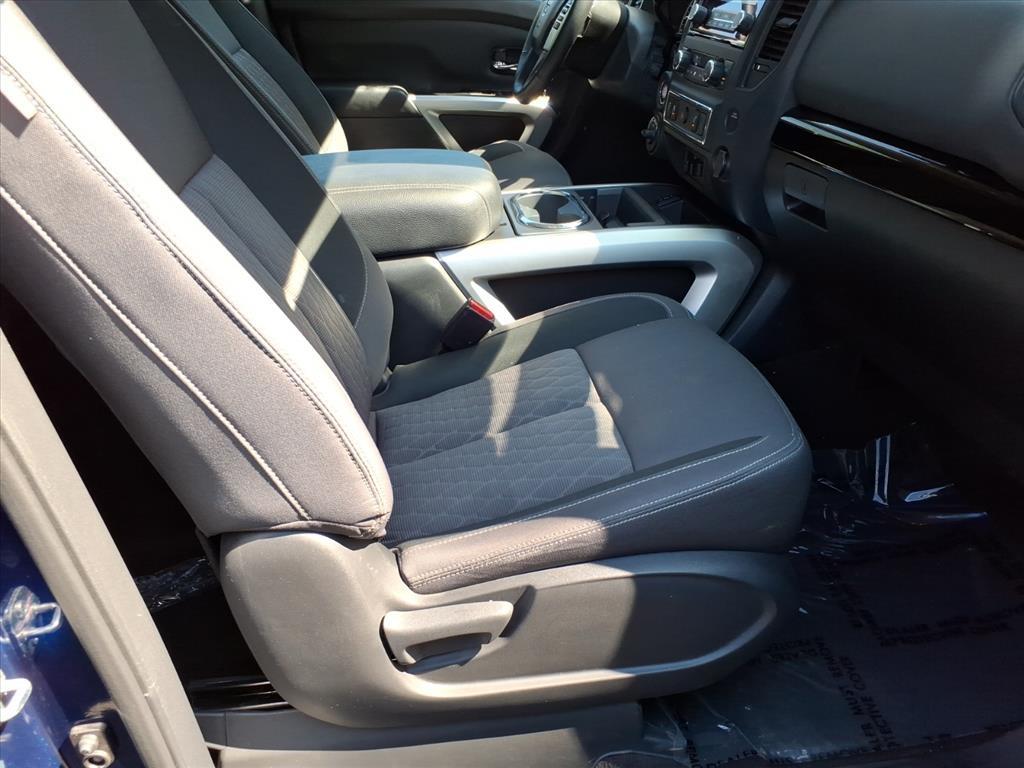 2024 Nissan Titan SV 2024 Nissan Titan SV