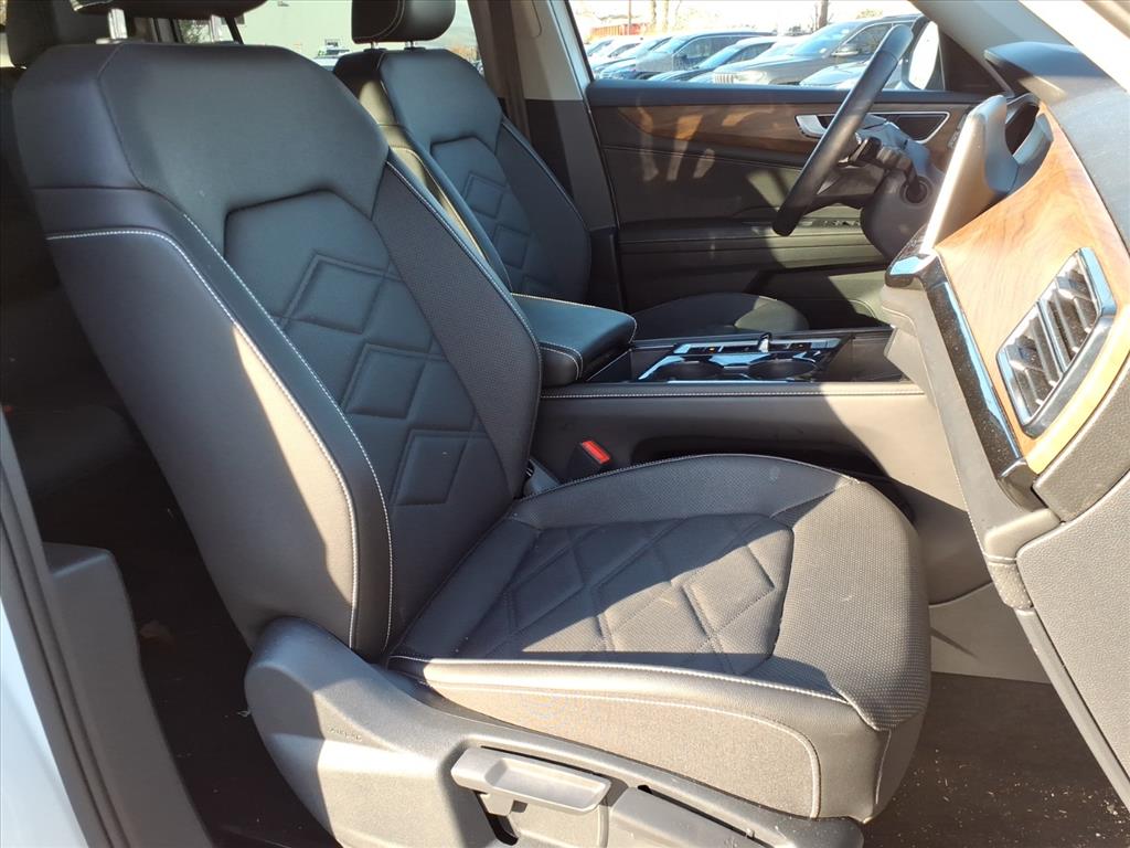 2025 Volkswagen Atlas SE 4Motion