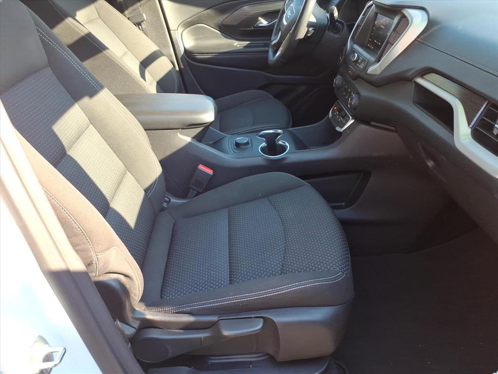 2024 GMC Terrain SLE 2024 GMC Terrain SLE