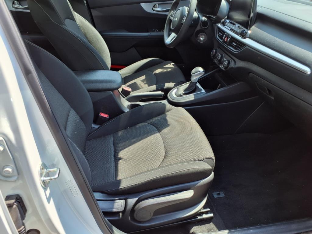 2022 Kia Forte FE