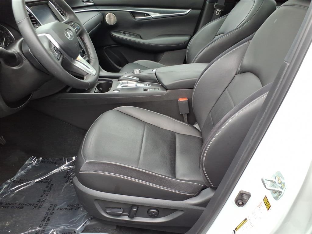 2024 INFINITI QX50 Sport