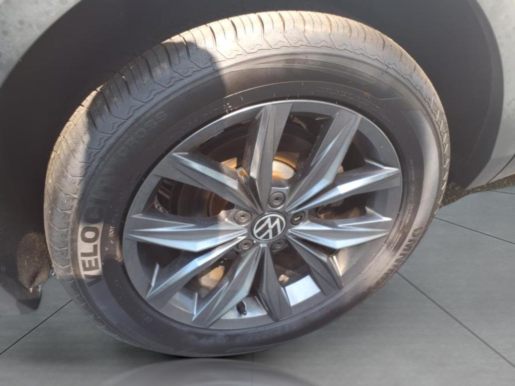 2022 Volkswagen Tiguan SE 4Motion