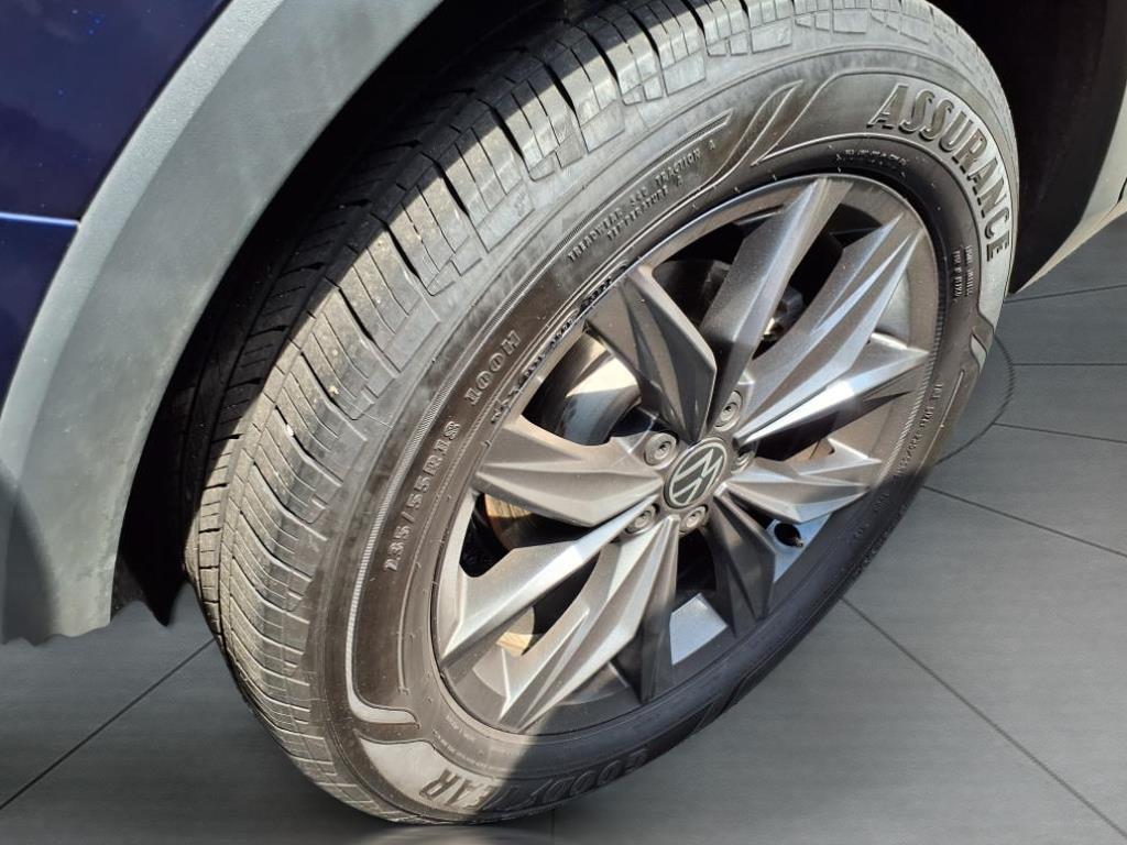 2023 Volkswagen Tiguan SE 4Motion