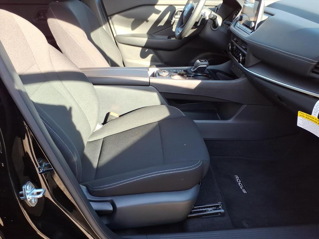 2025 Nissan Rogue S 2025 Nissan Rogue S