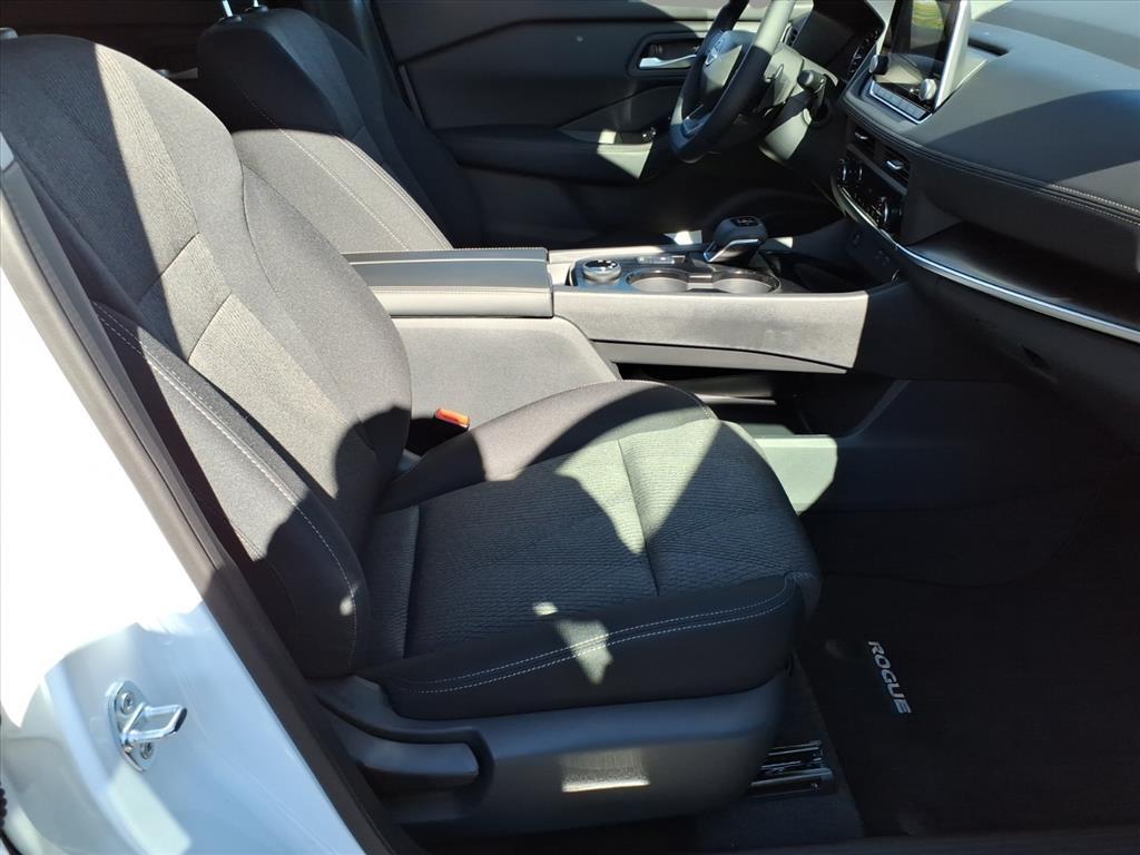 2026 Nissan Rogue SV 2026 Nissan Rogue SV