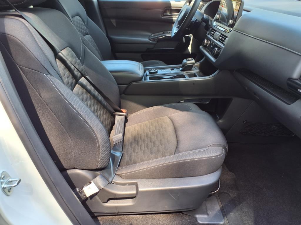 2024 Nissan Pathfinder S