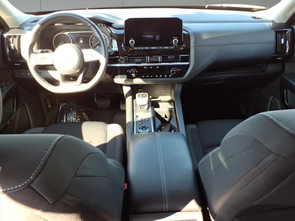 2024 Nissan Pathfinder SV 2024 Nissan Pathfinder SV