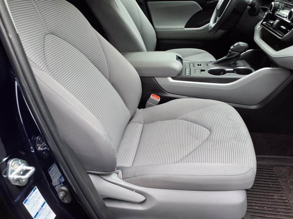 2022 Toyota Highlander L