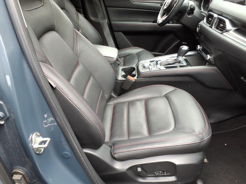 2024 Mazda CX-5 2.5 S Carbon Edition 2024 Mazda CX-5 2.5 S Carbon Edition