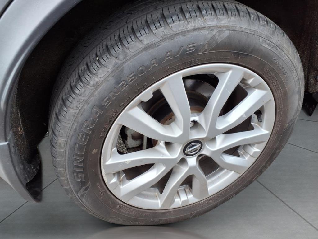 2022 Nissan Rogue Sport SV